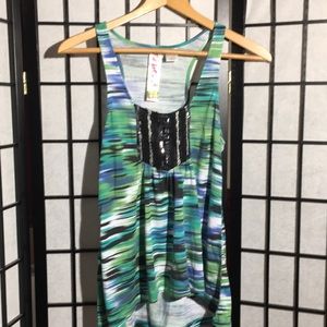 🏖3/$10 Fresh Brewed Tank Size M